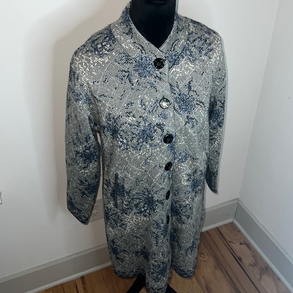 Khatoon’s by Amir apparel heavy long sweater coat buttoned down‎ Sz XL